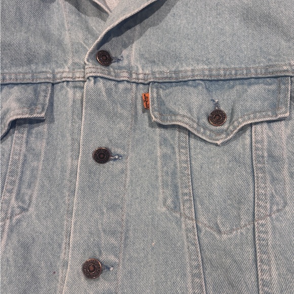 Vintage Levi’s Orange Tab Denim Trucker Jacket Light Wash Leather Patch 80s 90s - Picture 6 of 7